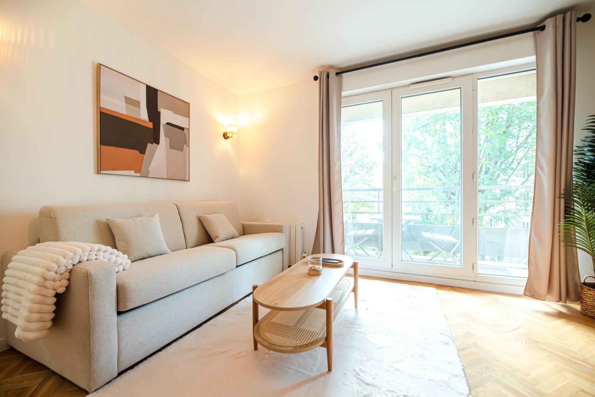 Cia - Flat With Balcony In East Paris, Buttes Chaumont Appartement Parijs